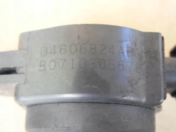 Bobina de ignição Dodge Caliber 1.8 16V 2006-2012 OEM 04606824AB image 4
