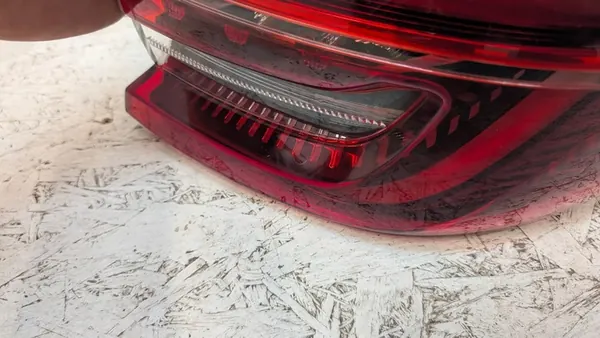 Höger Baklampa RENAULT CLIO V 5 265504885R image 6