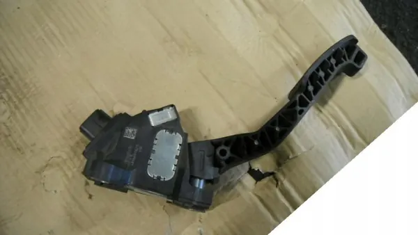 Toyota Yaris 2 Gaspedal OEM 78110-0D010 - Gebraucht image 2