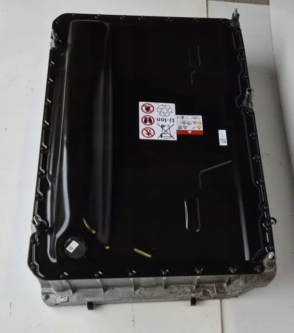 Cupra akku OEM 5WA915588G 3Q0804841F Formentorille image 4