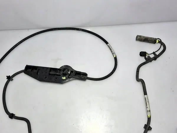 Volkswagen Touran III 2019 Tuyaux Installation AdBlue 5QA131984G image 2