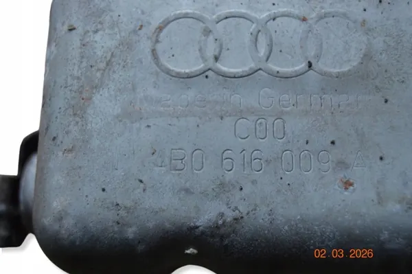 Audi A6 C5 luftfjädring kompressorpump OEM 4B0616009 image 8