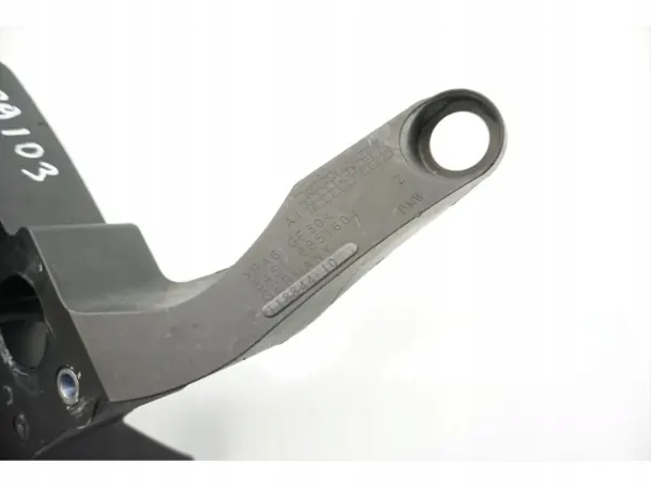 Mini ABS-Pumpenhalterung OEM 6851604 - Gebraucht image 7