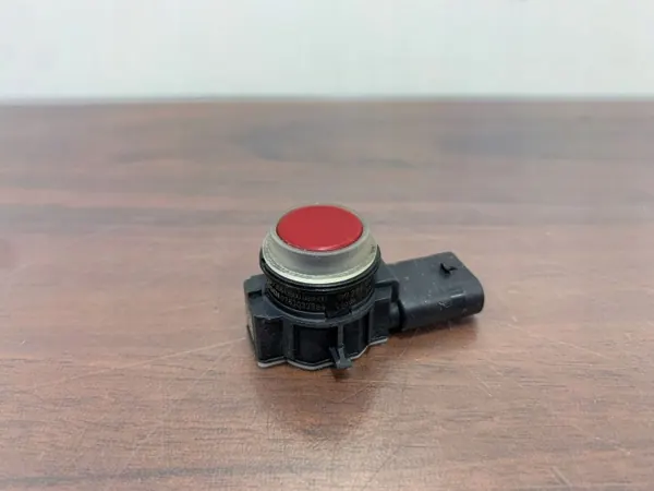 Sensor de aparcamiento Alfa Romeo OEM 735643800 - Usado image 2