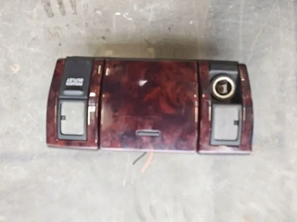 Cinzeiro Jeep Grand Cherokee WJ OEM 22222222 image 2