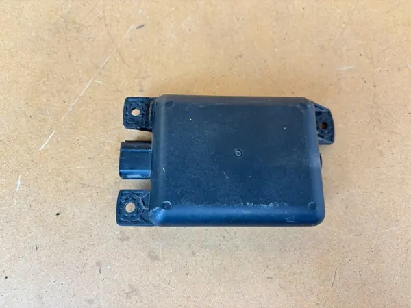 Sensor ponto cego Mazda 3 III BM OEM B61T-67Y80D image 2