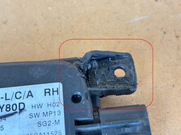 Sensor ponto cego Mazda 3 III BM OEM B61T-67Y80D image 7