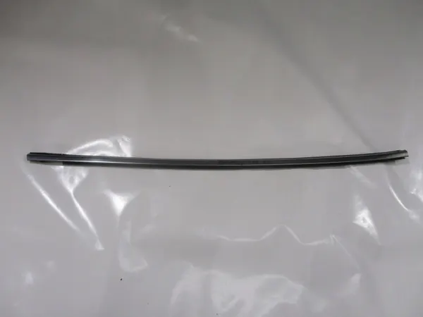 Racleur de porte avant droit chrome OEM COE515 Nissan Qashqai image 2