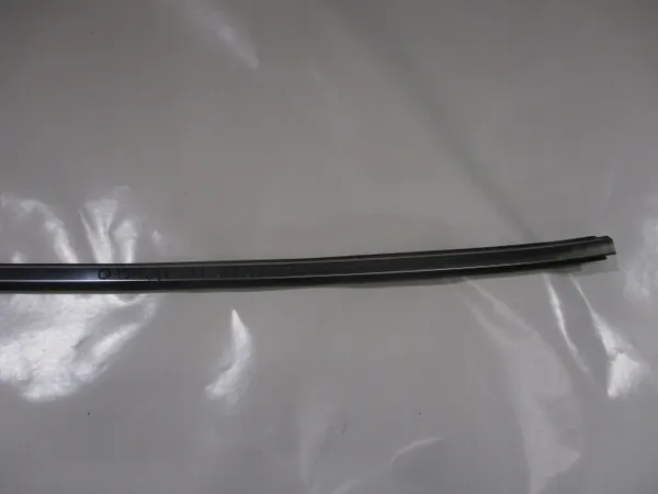 Racleur de porte avant droit chrome OEM COE515 Nissan Qashqai image 3