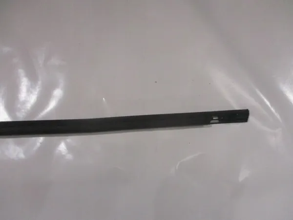 Racleur de porte avant droit chrome OEM COE515 Nissan Qashqai image 4