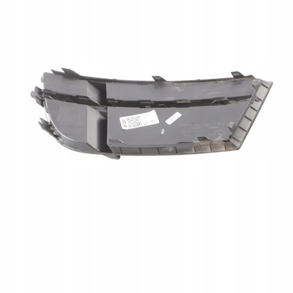 Audi A3 etupuskurin oikea ritilä OEM 8V3807682N image 7