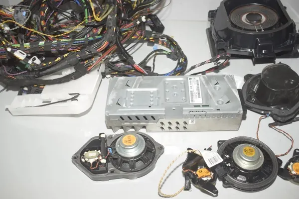 Système audio BMW OE OEM 9237281 pour X4 F26 image 8