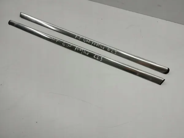 Mercedes-Benz C W204 Sidorutslist OEM AMD85495 image 3