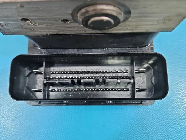 Bomba ABS OEM 1K0614517AA para Seat Leon II image 5