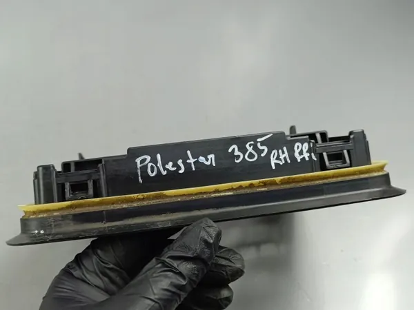 Polestar 2 Lüftungsgitter OEM FOB39214 - Gebraucht image 4