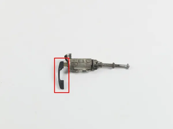 Cylindre de serrure avant gauche OEM 501992 Renault Laguna image 3