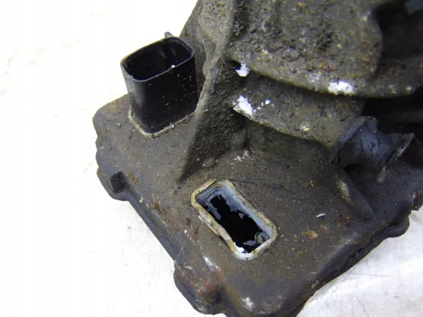 Volvo servopump OEM 31329145 - Begagnad image 3