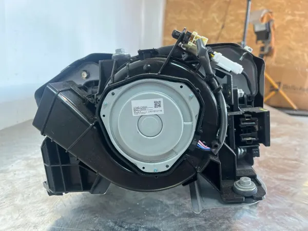 Begagnat hybridbatteri OEM 37501-CM020 för Hyundai Kona image 9