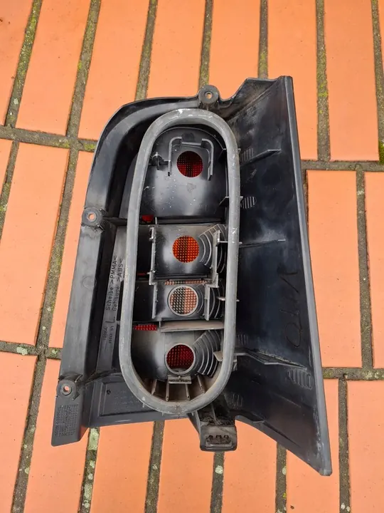 MERCEDES VITO W638 LUZ TRASERA IZQUIERDA 6388201264 image 2