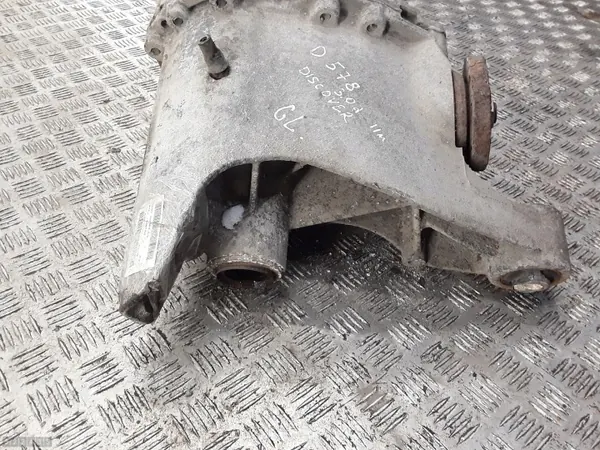 2011 Land Rover Discovery 4 Differential 3.0 Diesel CH224W063AB image 3
