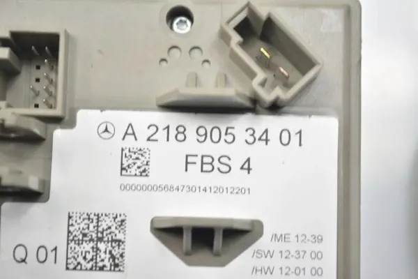 Macaco Mercedes-Benz E W212 OEM A2189053401 Usado image 5