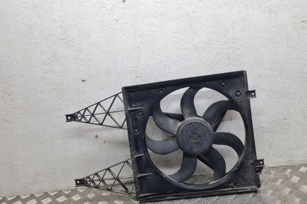 Framstötfångare VW FOX 1.2L bensin 2006 OEM 6Q0121207L image 7