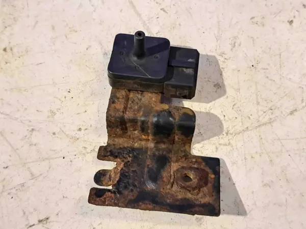 Volvo S80 I Insugningstryckssensor 9202701 image 3