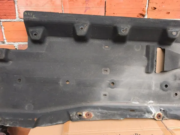 Bouclier de sous-carrosserie gauche Ford Mondeo MK5 2.0 TDCI image 4