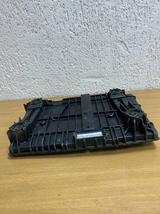 Base de bateria usada OEM D5687 para Mercedes-Benz GLC image 5