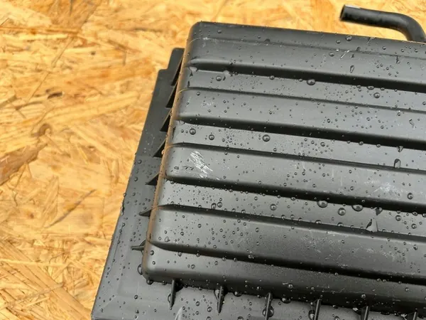 Ilmansuodattimen Kotelo 04E129611AK TSI VW SEAT image 2