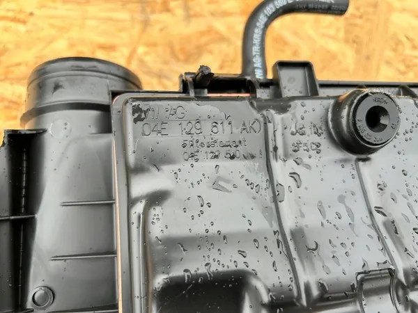 Ilmansuodattimen Kotelo 04E129611AK TSI VW SEAT image 5