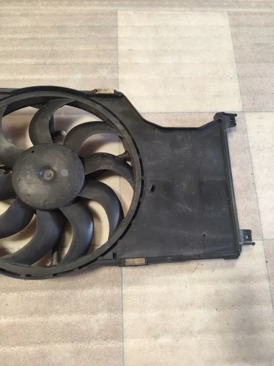 Lüfter OEM 39021786 für Opel Corsa E 1.4 Turbo image 6