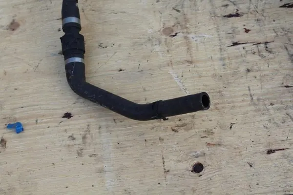 Conector de manguera de agua AUDI A6 C7 8K0122293H image 6