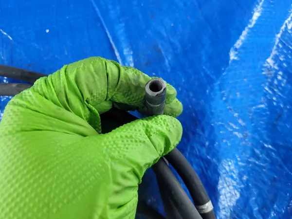 OPEL Astra J Tuyaux de lave-phares 13258415 image 4