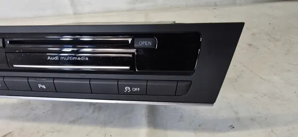 Audi MMI Navigationsradio OEM 4G0035666G/A - Begagnad image 4