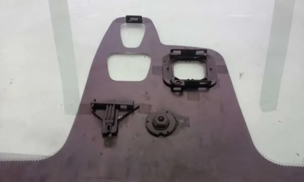 Pare-brise OEM 8840AGNMPVWZ1R pour Volvo XC60 2008- image 3