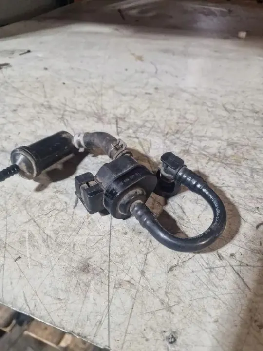Électrovanne Audi A6 3.0L Essence OEM 06H906517A image 2
