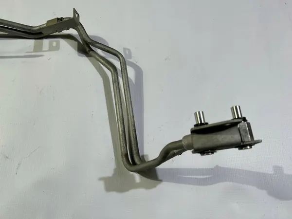 Ligne de refroidissement d'huile Ford Mustang VI 5.0 GT OEM 6435787 image 5