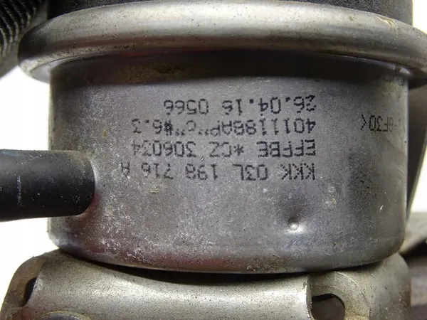 Turboaggregat 2.0 TDI Audi A3 8P OEM 03L253010D image 7