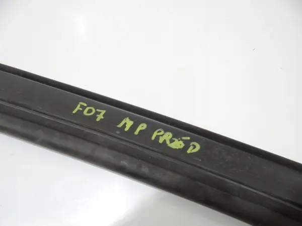 Moottorikammion tiiviste OEM 7199435 BMW 5 GT:lle image 3