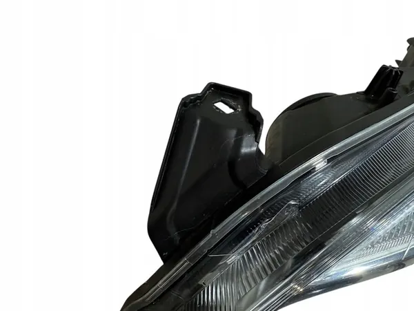 Vasen etuvalo Opel Astra image 6