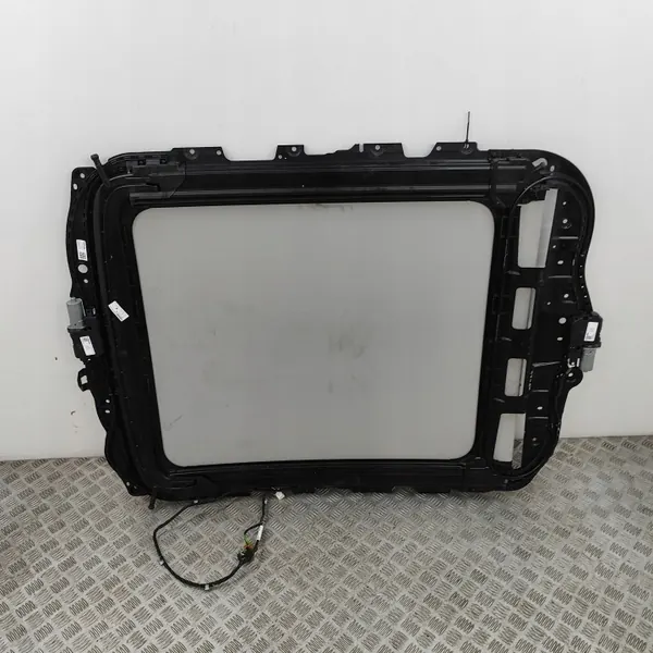 Skoda OE schuifdak OEM 89A877041 voor Enyaq iV SUV image 4
