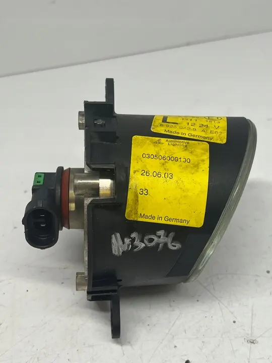 Audi A4 B7 8E A3 8P Farol de Neblina Esquerdo Halógeno 8E0941699C image 2