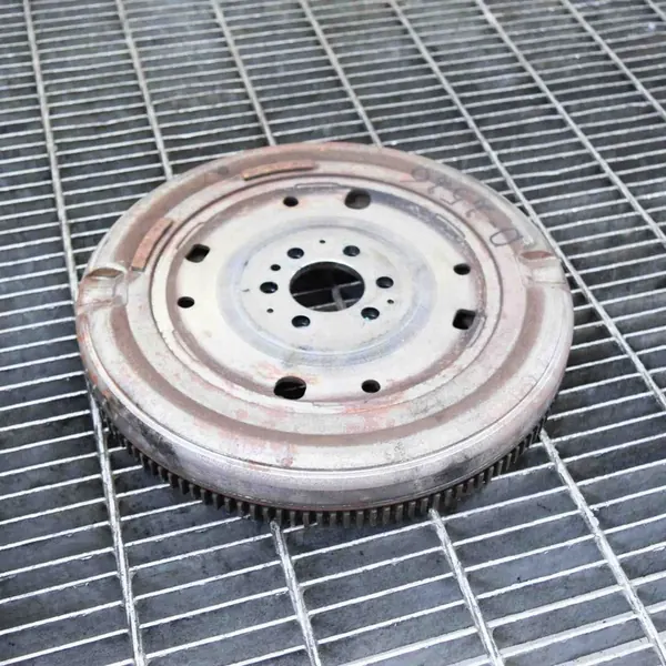 Volante de transmissão automática VW Passat B6 03C105266J image 4