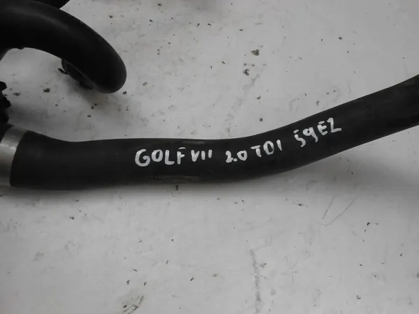 VW Golf VII Jäähdytysnesteletkut 04L121064AR image 5