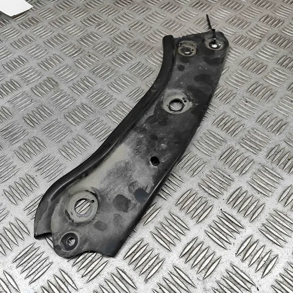 VW Caddy IV Karossdelar 1T0805932A image 2