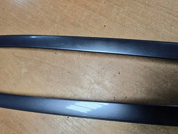 BMW E90/E91 Frontscheibenleiste OEM A22 Komplett image 3