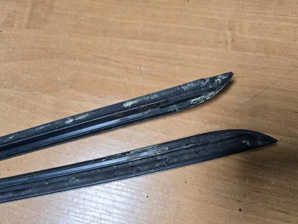BMW E90/E91 Frontscheibenleiste OEM A22 Komplett image 8