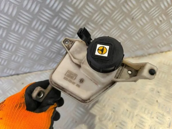 Réservoir direction assistée OEM 1643210380 Citroen image 7