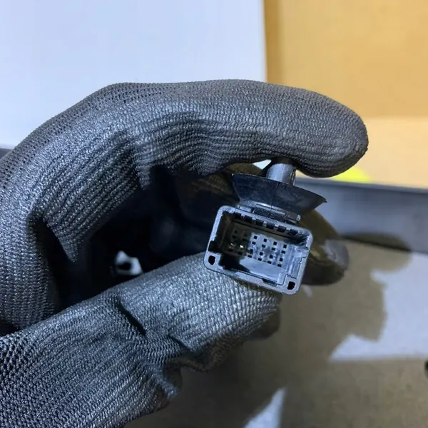 RENAULT MASTER III Specchio Destro 963012653R 2 Pin image 9